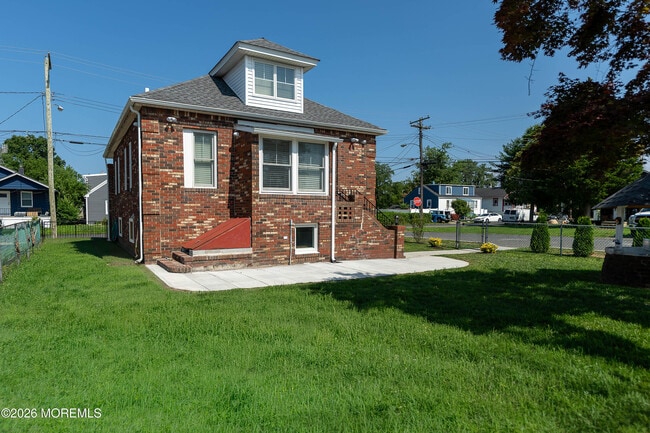 Photo - 13 Fisher Ave