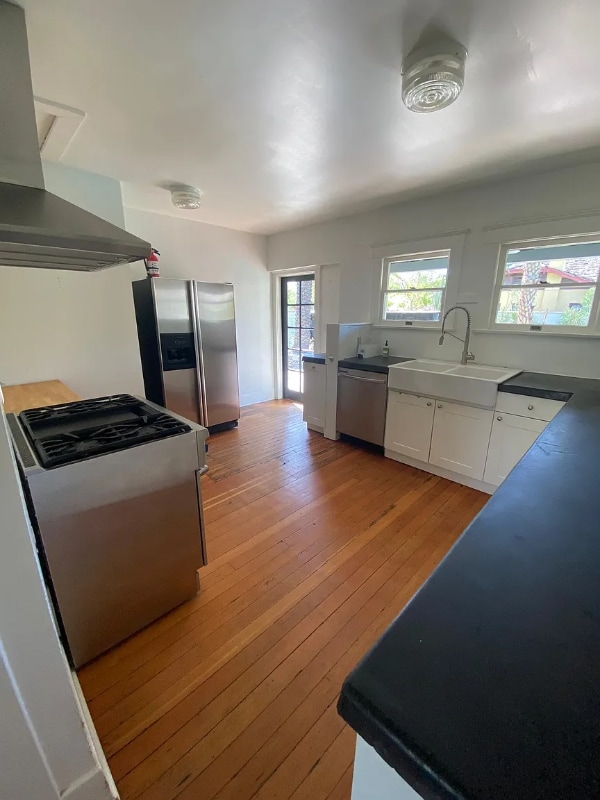 Photo - 501 E Moreland St