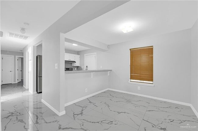 Photo - 3105 E Laurel St