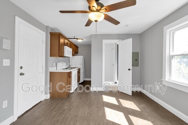 Photo - 618 Elmwood Ave Unidad 8 Rental