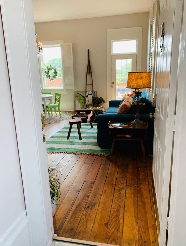 Photo - Exclusively Offered by Muse Realty, LLC