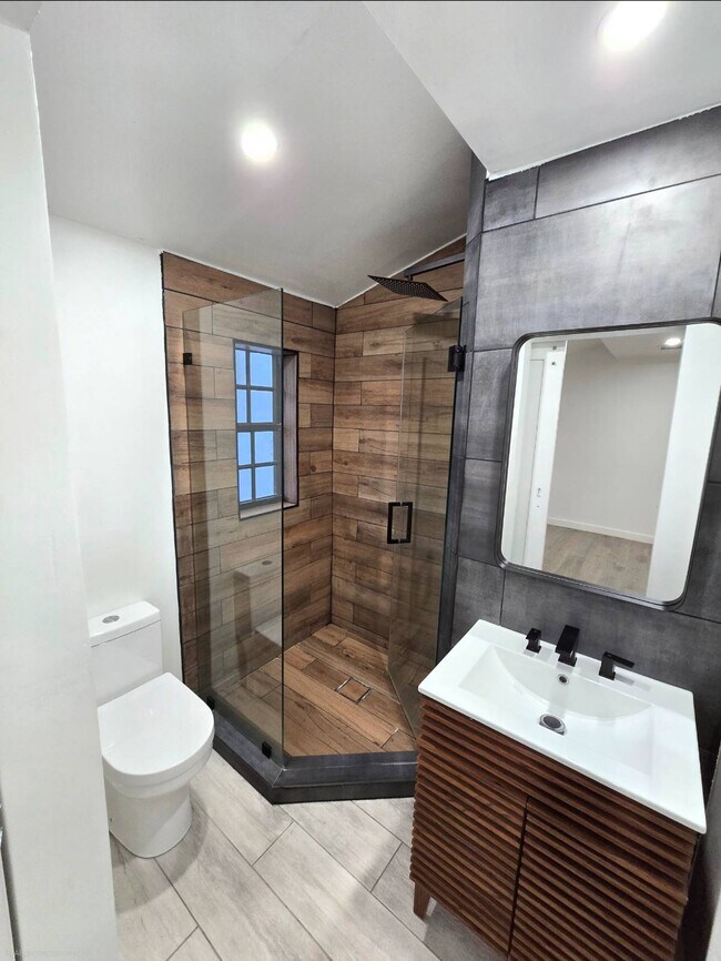 Photo - 1815 SW 67th Ct