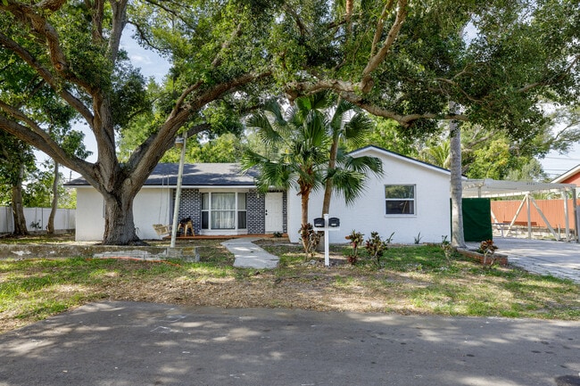 Photo - 4936 40th Ave N