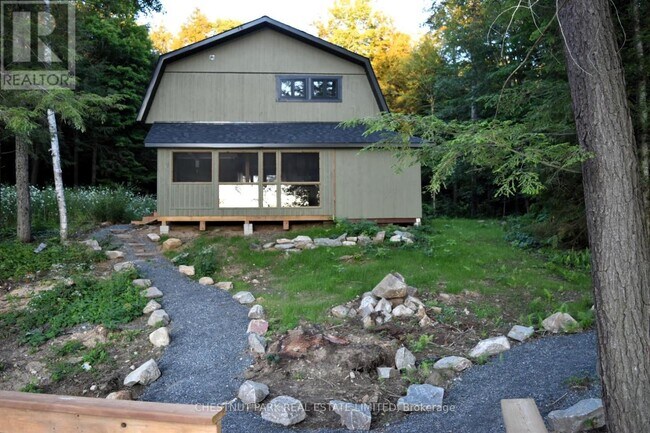 Photo - 1093 Wilkinson Rd