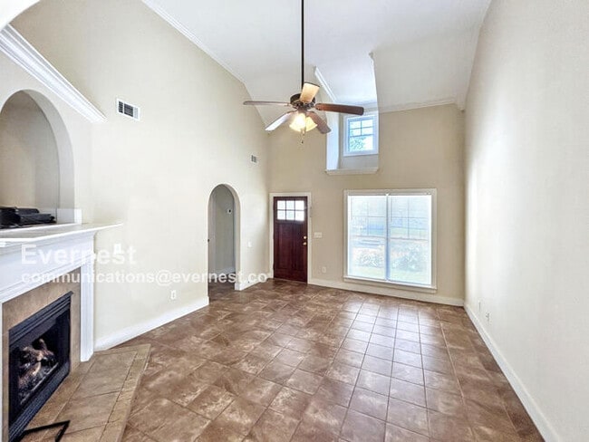 Photo - 100 Moss Stone Ln