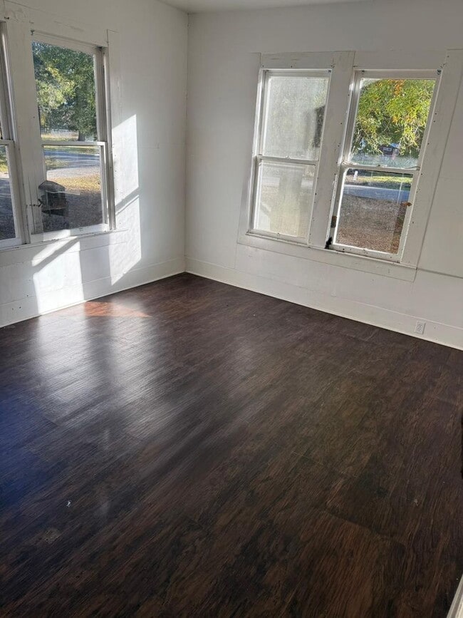 Photo - 2550 Pierce St