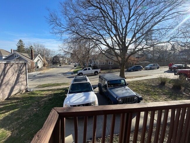 Photo - 3BR Duplex Midtown- June 1 move-in