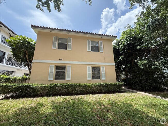 Building Photo - 518 Santander Ave Unit 3 Rental