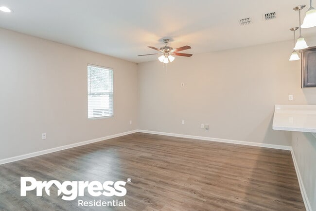 Photo - 1390 Sarahs Landing Dr