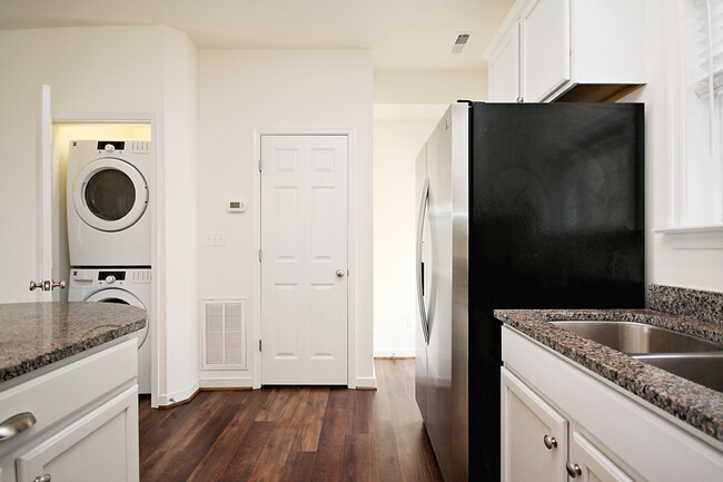 Photo - Dog-Friendly Old Trail Townhome
