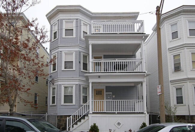 Building Photo - 36 Sudan St Unit 1 Rental