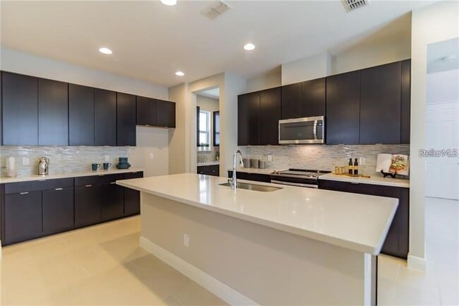 Photo - 7241 Sunny Mdw