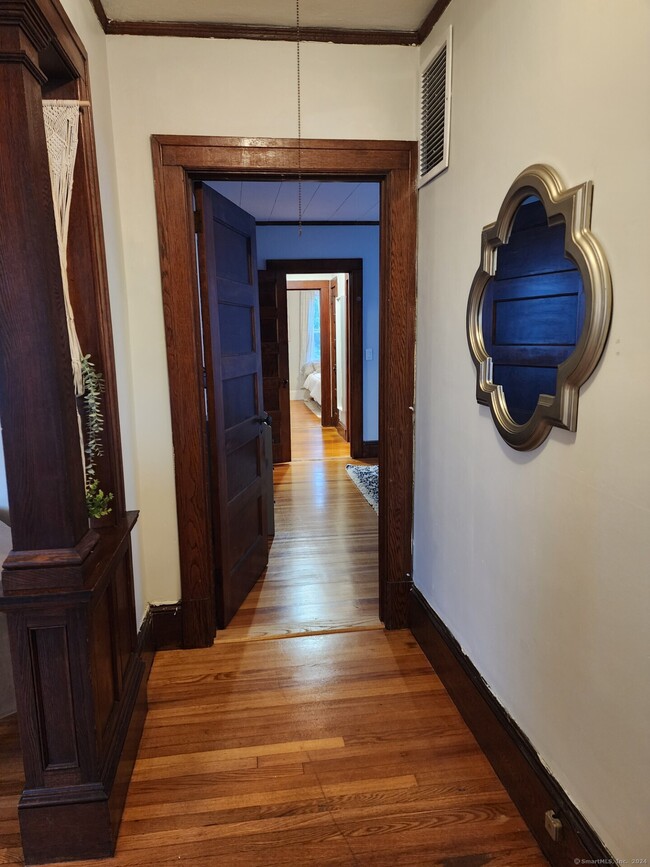 458 Hillside Ave Apartment - Hartford, CT | ForRent.com