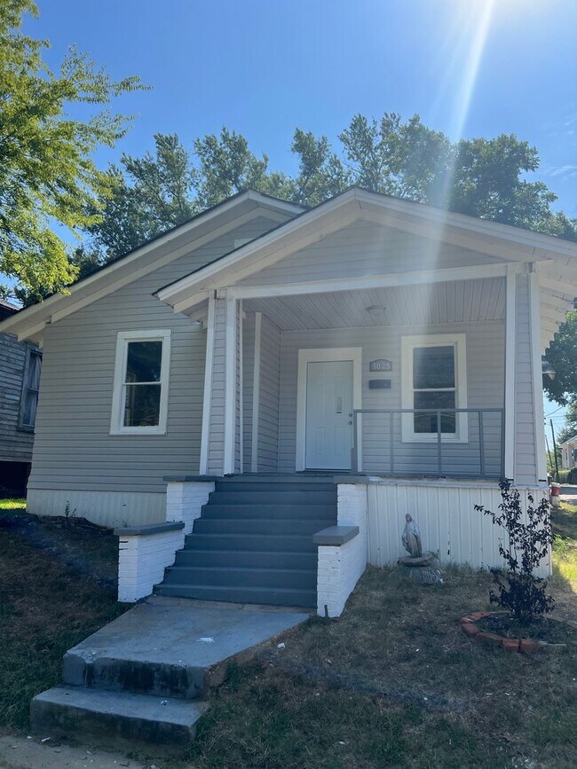 Large 3 Bedroom 1 Bathroom Home Rental House Rental in Shreveport, LA