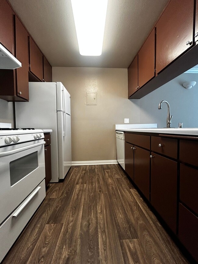 Photo - 344 S Arroyo Dr Unit G