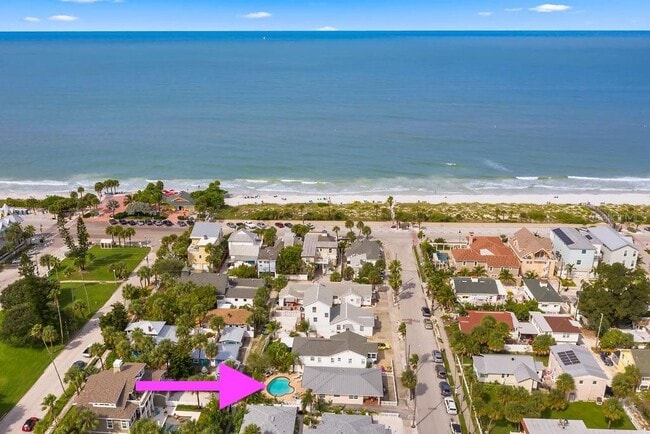 Photo - 108 11th Ave