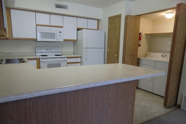 Photo - 2884 Coral Ct Unit #302