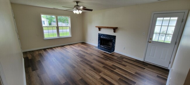 Photo - Cozy 4 bedroom home in Springdale Acres