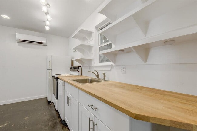 Photo - 4805 Brighton Rd