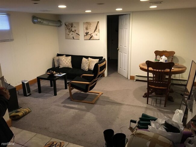 Building Photo - 3601 Spring Garden St Unit BSMT Rental