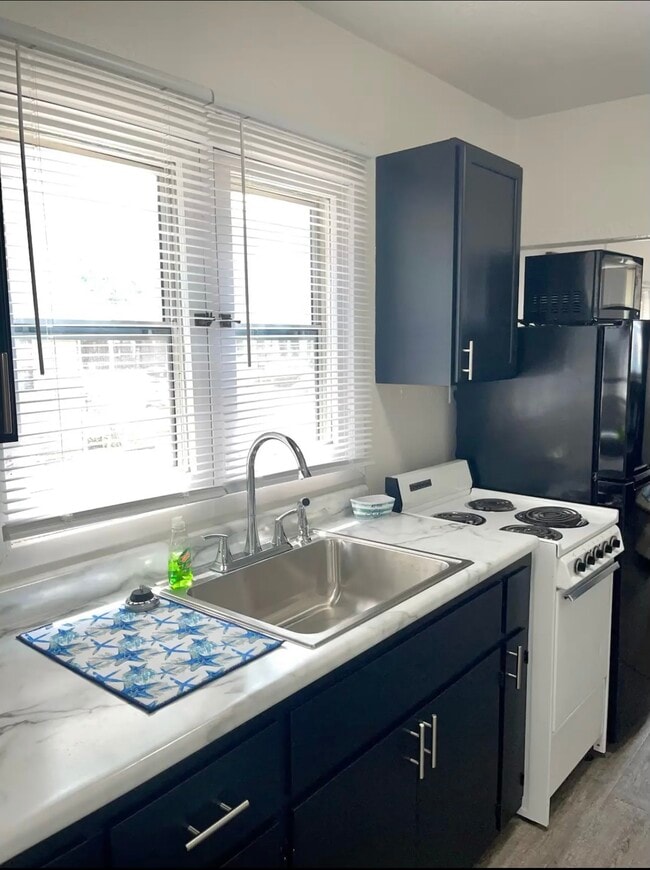 Photo - 106 15th Ave S