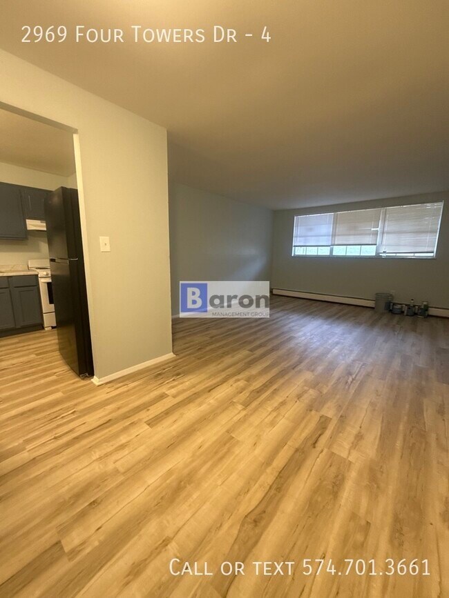 Photo - 2969 Four Towers Dr Unit 4
