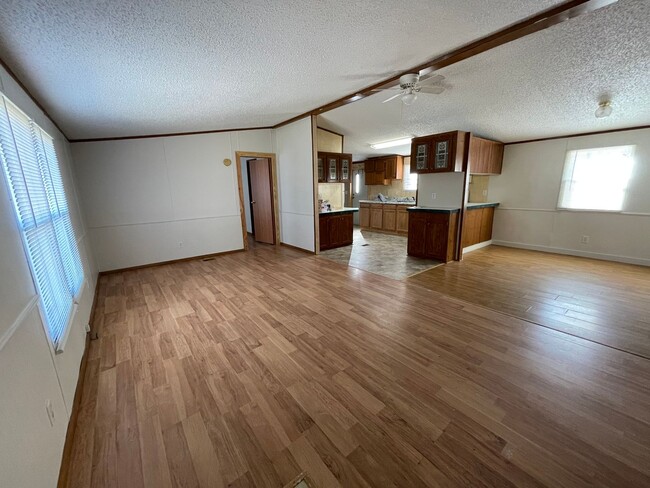 Photo - 3 BR, 2 BA doublewide in Pikeville!