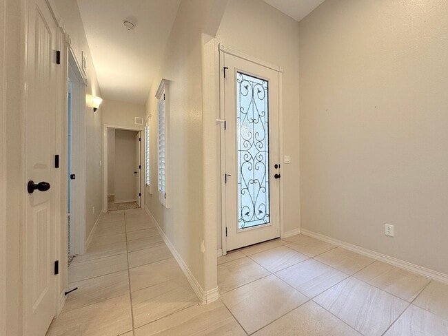 Photo - West El Paso 4 bed refrig A/C Home in Enchanted Ridge!