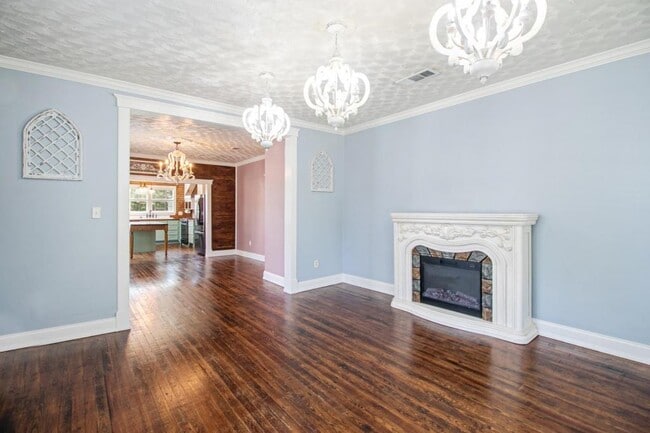 Photo - 228 Commerce St