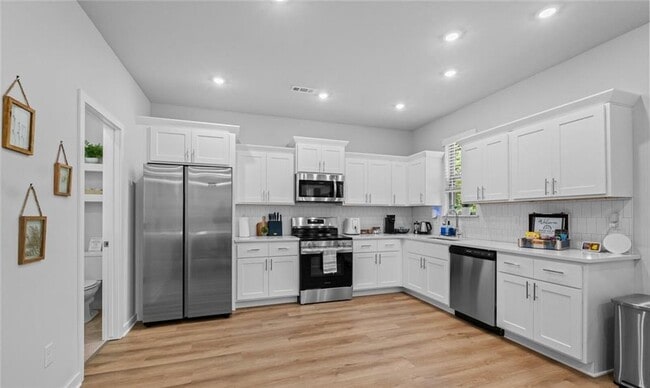 Photo - 43 St Austell Dr