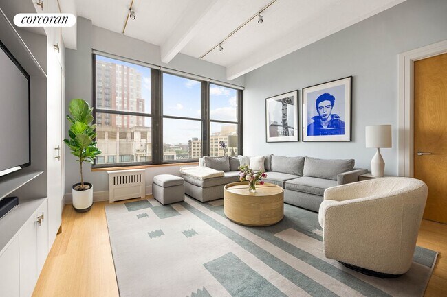 Building Photo - 70 Washington St Rental