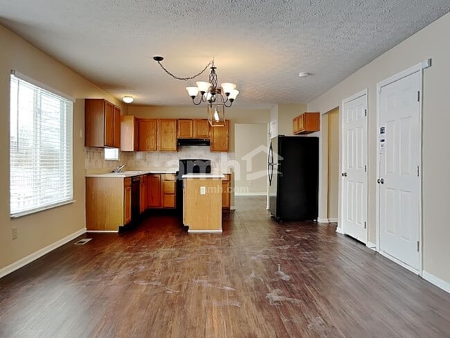 6947 Autumn Glen Dr