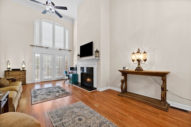 Photo - Gorgeous, multi-level condo!