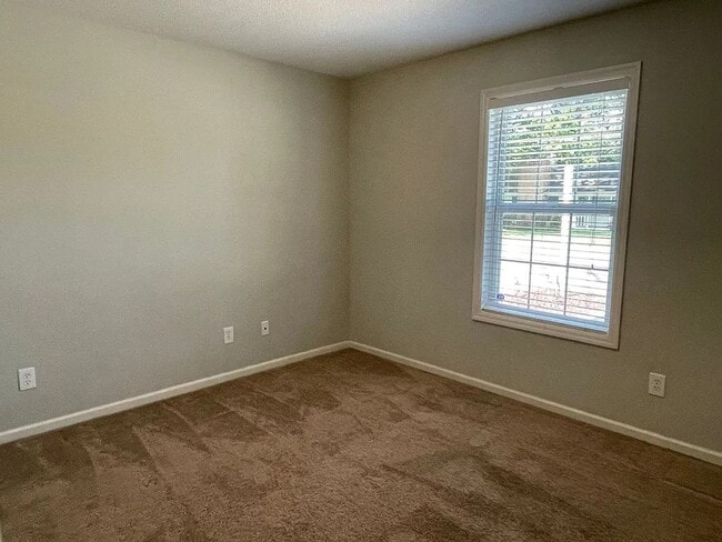Photo - Spacious 2BD/2B Duplex in Hahira! Unidad 934 - C