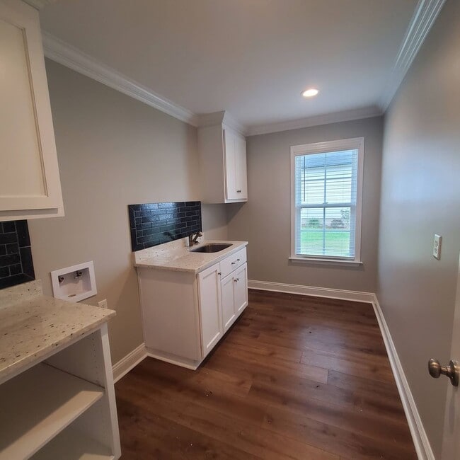 Photo - 3908 Bishop Ct