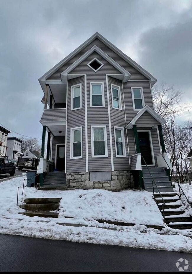 Building Photo - 17 Glen Ave Unit 2R Rental