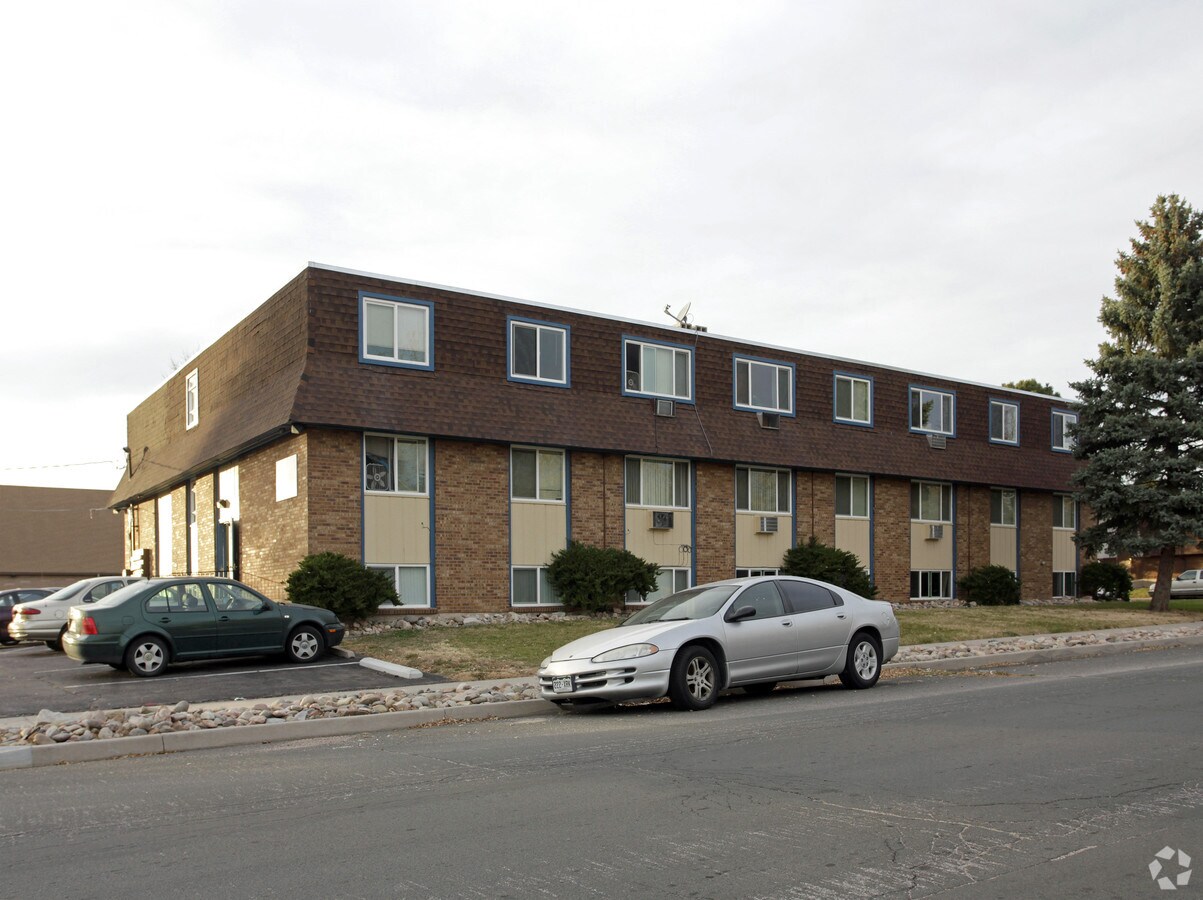 Photo - Citadel Arms Apartments