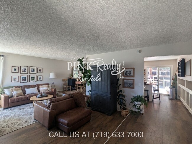 Photo - 3230 Breckenridge Dr W