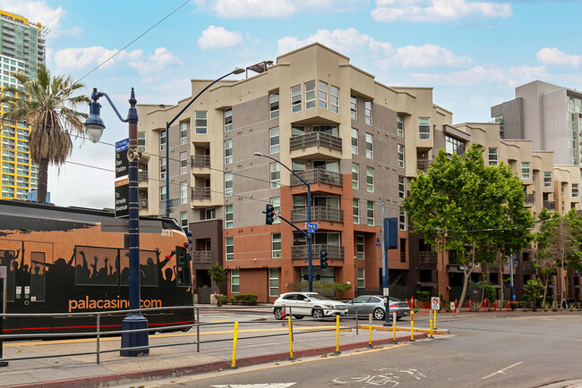 Building Photo - 1225 Island Ave Unit 208 Rental