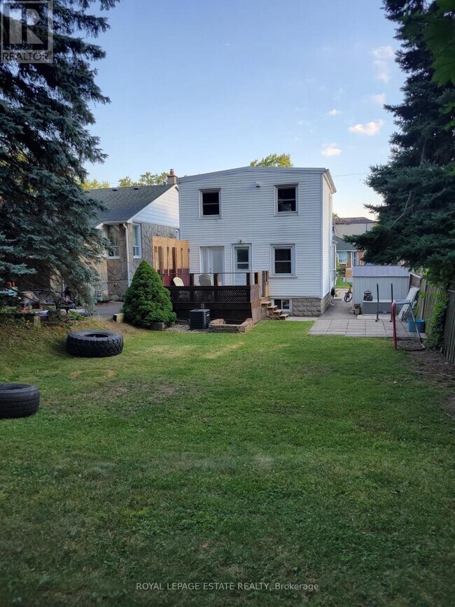 Photo - 13 Pinegrove Ave