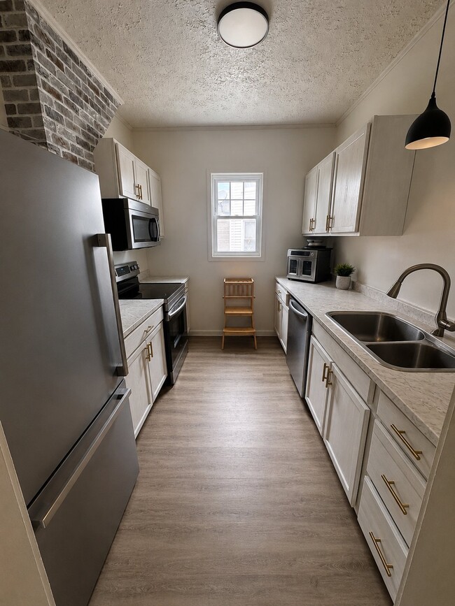148 Summer St Unit 1