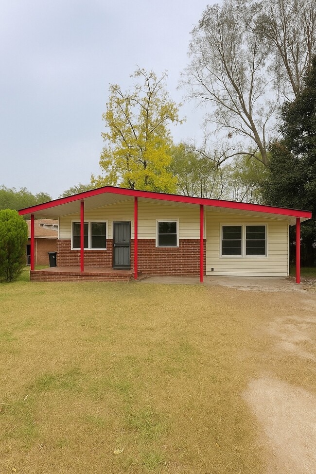 Building Photo - 3609 Ellis Ave SW