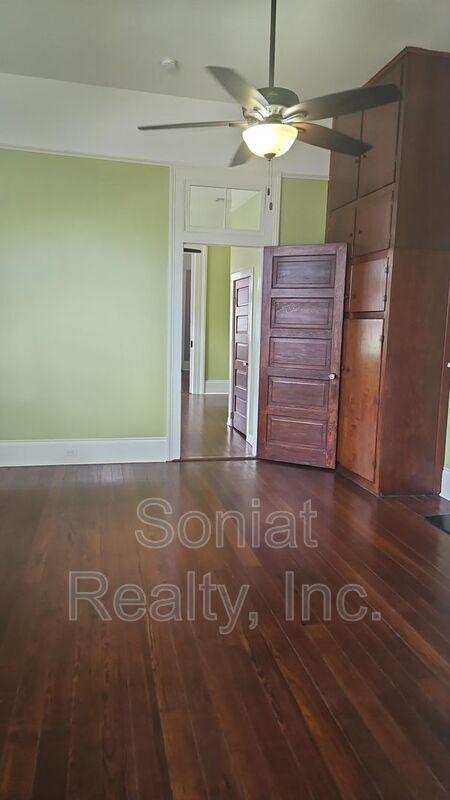 Photo - 2618 Lepage St