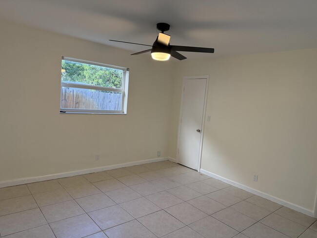 Photo - 4200 NW 37th Terrace