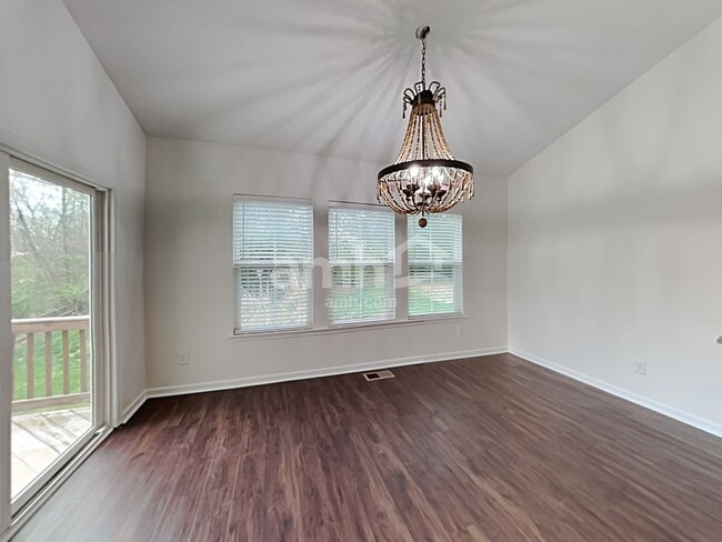 Photo - 7184 Kenyon Dr