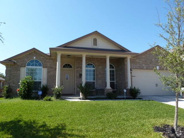 Building Photo - 4923 Birmingham Cir Rental