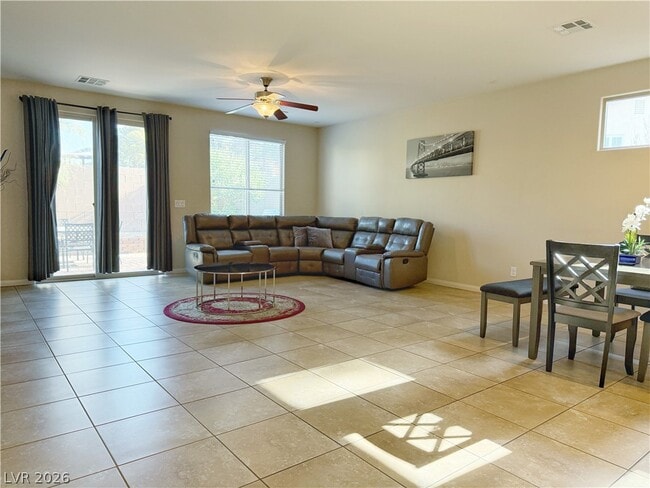 Photo - 3548 E Tompkins Ave