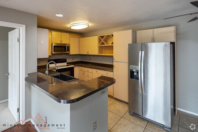 Building Photo - 95-270-270 Waikalani Dr Rental