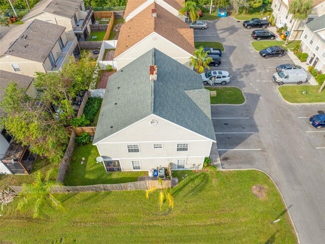 Photo - 128 Douglas Rd W