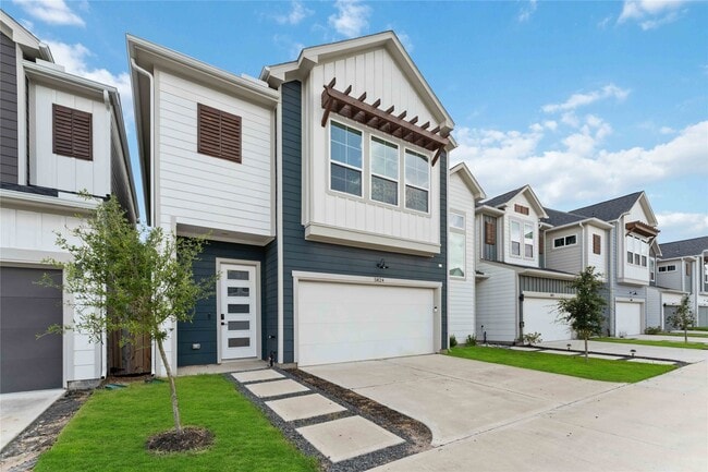 Photo - 5824 Highland Sky Ln